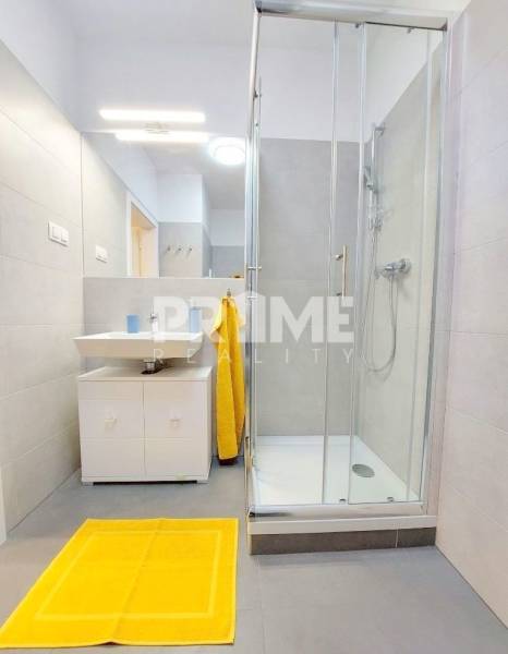 MODERNÝ 2i BYT, NOVOSTAVBA, BALKÓN, Slnečnice, ulica Zuzany Chalupovej