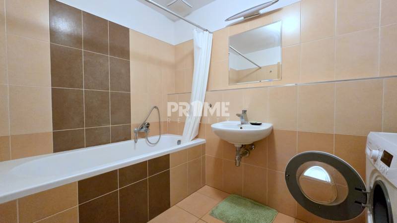 Priestranný 2i byt, klíma, pekný výhľad, novostavba, Stromová, Kramáre