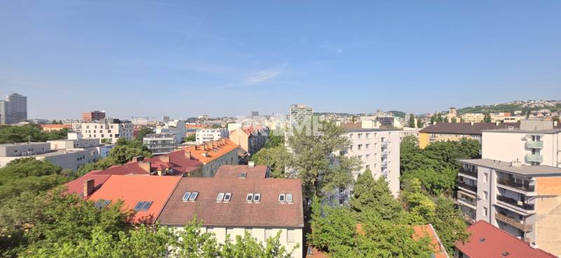 Pekný 1i byt, VÝHĽAD, BALKÓN, Kupeckého ulica, OC CENTRAL, Ružinov