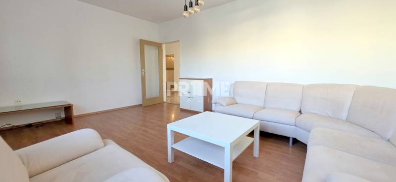 Pekný 3i byt, 3 X NEPRIECHODNÁ IZBA, LOGGIA, Furdekova ulica,Petržalka