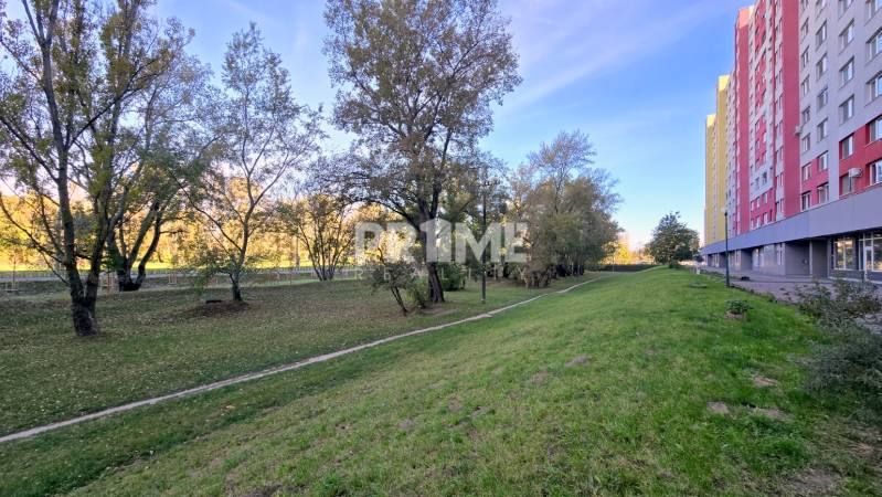 Dvojgarsónka, 2 x loggia, východná orientácia, Gessayova, Petržalka