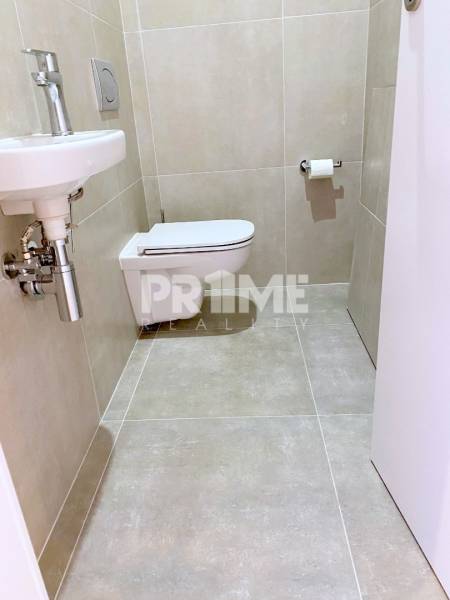 MODERNÝ 2i byt, NOVOSTAVBA, BALKÓN, LOGGIA,PARKING,KLÍMA, Bezručova ul