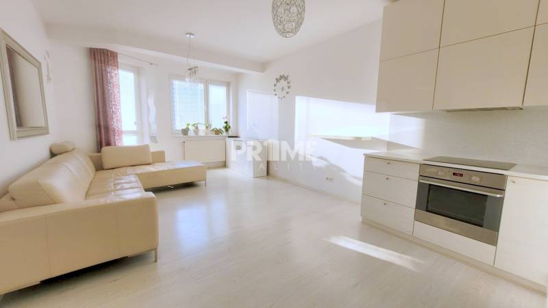 MODERNÝ 2i byt, NOVOSTAVBA, BALKÓN, Bosákova ul., začiatok Petržalka