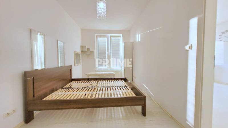 MODERNÝ 2i byt, NOVOSTAVBA, BALKÓN, Bosákova ul., začiatok Petržalka