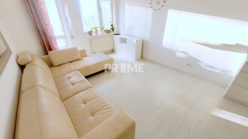 MODERNÝ 2i byt, NOVOSTAVBA, BALKÓN, Bosákova ul., začiatok Petržalka