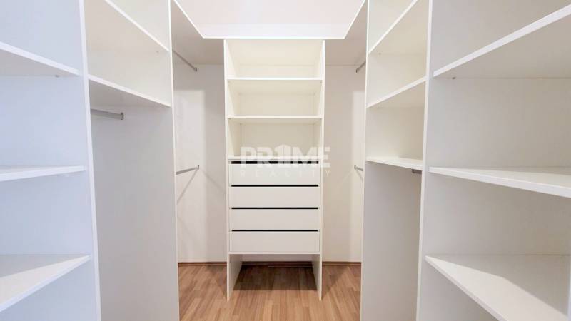 MODERNÝ 2i byt, NOVOSTAVBA, BALKÓN, Bosákova ul., začiatok Petržalka