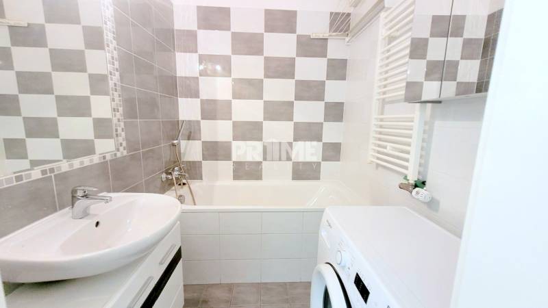 MODERNÝ 2i byt, NOVOSTAVBA, BALKÓN, Bosákova ul., začiatok Petržalka