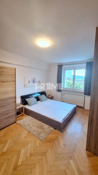 Pekný 2i byt, REKONŠTRUKCIA, KLÍMA, Trnavská cesta, Ružinov