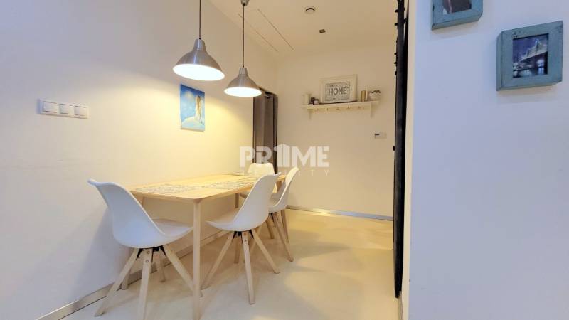 JEDINEČNÝ 2i byt, REKONŠT., 2 X .SAMOST.IZBA, Hviezdoslavovo nám.