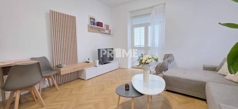 JEDINEČNÝ 2i byt, CENTRUM, BALKÓN, KLÍMA, VÝHĽAD, Špitálska ulica