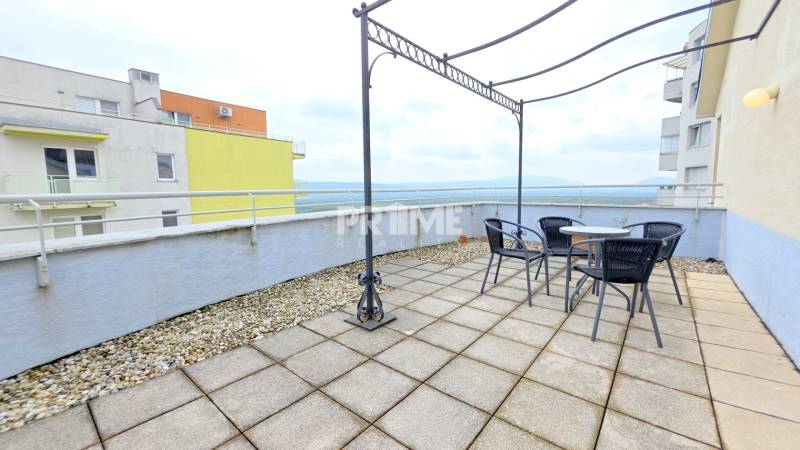 MODERNÝ 2i BYT, NOVOSTAVBA, TERASA ( 29 m2 ), KLÍMA, Kresánkova ulica