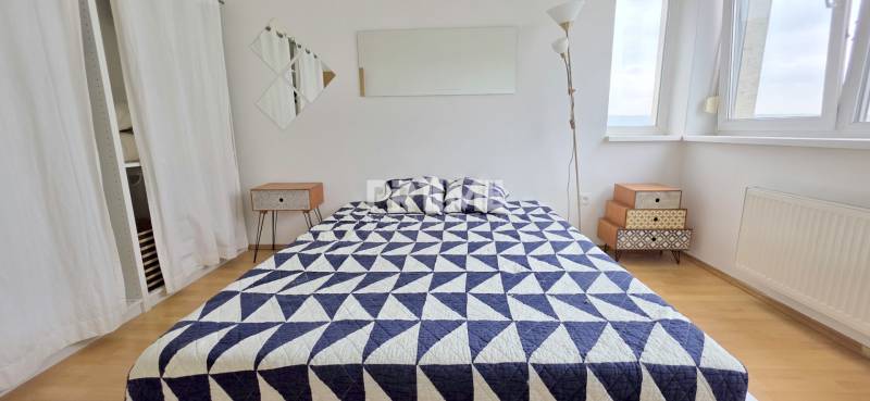 MODERNÝ 2i BYT, NOVOSTAVBA, TERASA ( 29 m2 ), KLÍMA, Kresánkova ulica