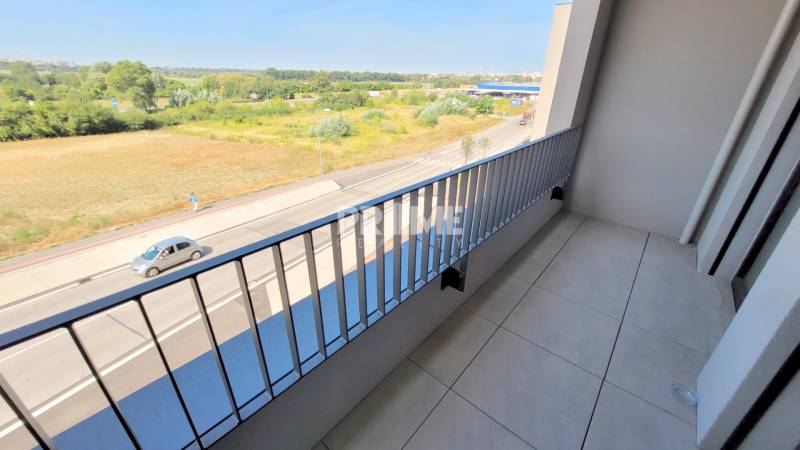 MODERNÝ 1,5i byt, NOV., LOGGIA, PARKING, BORY, Mateja Encingera 