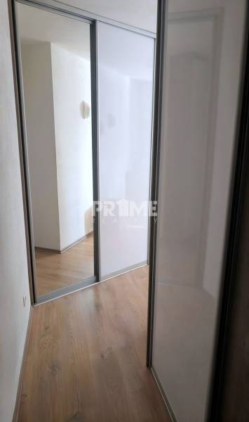 Krátkodobý nájom - 2i byt, novostavba, loggia, Muchovo nám., Petržalka