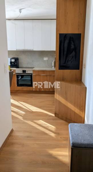 Krátkodobý nájom - 2i byt, novostavba, loggia, Muchovo nám., Petržalka