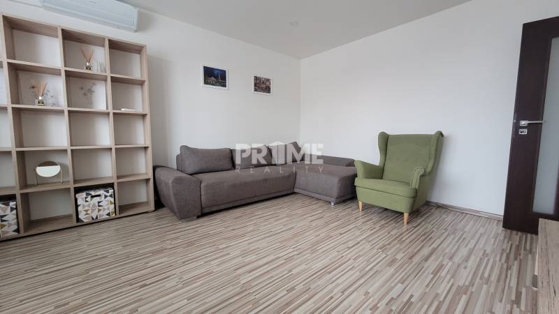 MODERNÝ 2i byt, REKONŠTRUKCIA, KLÍMA, MOZARTOVA ulica, Horský park