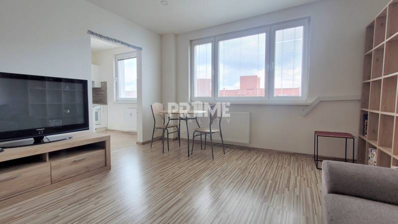 MODERNÝ 2i byt, REKONŠTRUKCIA, KLÍMA, MOZARTOVA ulica, Horský park