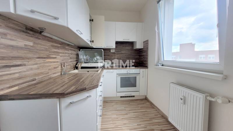 MODERNÝ 2i byt, REKONŠTRUKCIA, KLÍMA, MOZARTOVA ulica, Horský park