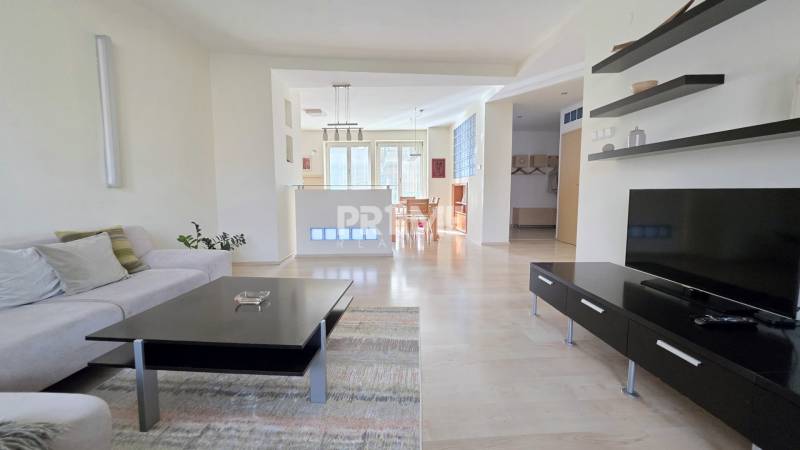 JEDINEČNÝ 2i byt, REKONŠTRUKCIA, 2 x BALKÓN, Kúpeľná ulica,Staré Mesto