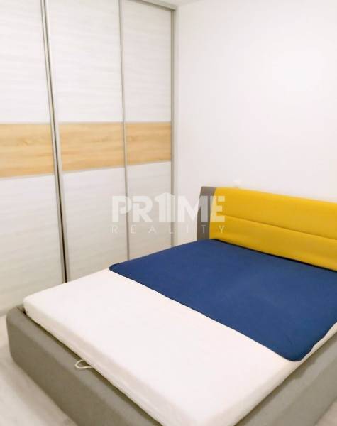 MODERNÝ 2i, SLNEČNICE, BALKÓN, PARKING, Zuzany Chalupovej,Petržalka