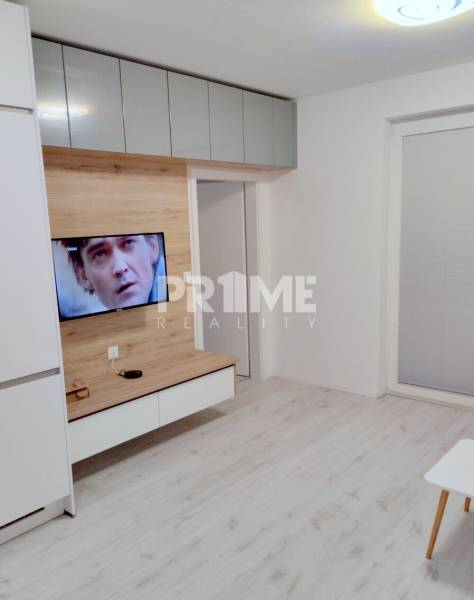 MODERNÝ 2i, SLNEČNICE, BALKÓN, PARKING, Zuzany Chalupovej,Petržalka