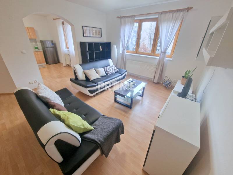 Priestranný 2i byt, 2xloggia, garáž, Záhradnícka ul., Ružinov