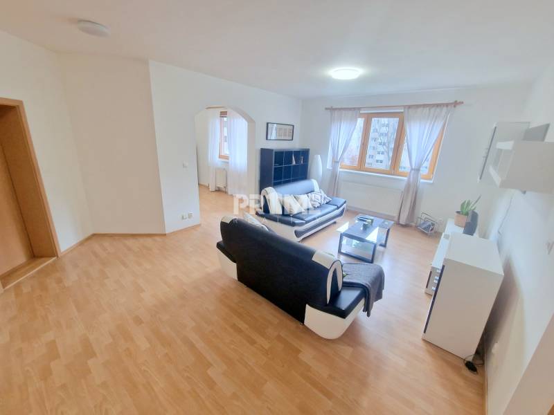 Priestranný 2i byt, 2xloggia, garáž, Záhradnícka ul., Ružinov