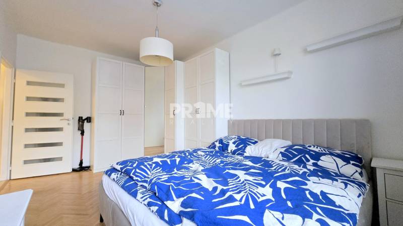 Pekný 2i byt, rekonštrukcia, balkón, Družicová ul., Ružinov - Ostredky