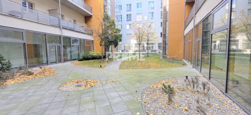 U NÁS ! MODERNÝ 2i byt, NOV. BALKÓN, LOGGIA,PARKING,KLÍMA,Bezručova ul