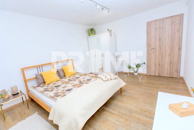 Pekný 2i byt, 2 X SAMOSTATNÁ IZBA, KLÍMA, PARKING, Račianska