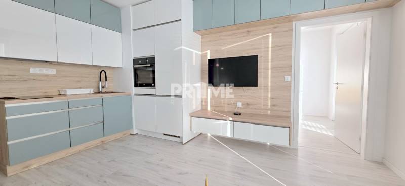 MODERNÝ 2i, SLNEČNICE, BALKÓN, PARKING, Zuzany Chalupovej,Petržalka