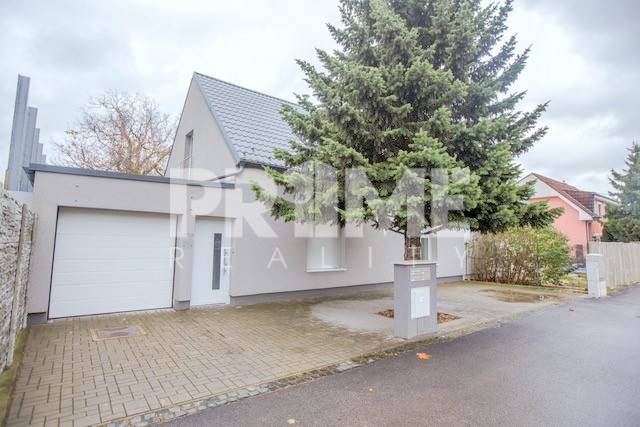 Pekný 2i byt, 2 X SAMOSTATNÁ IZBA, KLÍMA, PARKING, Račianska