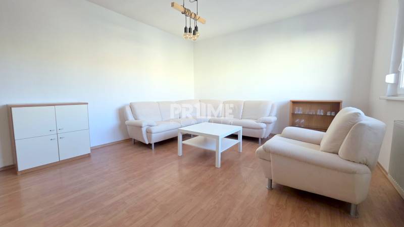 Pekný 3i byt, 3 X NEPRIECHODNÁ IZBA, LOGGIA, Furdekova ulica,Petržalka