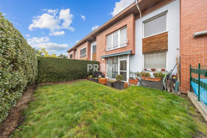 MODERNÝ 4i RD, TERASA, ZÁHRADA, TERASA, GARÁŽ, Čakanková ulica,Vrakuňa