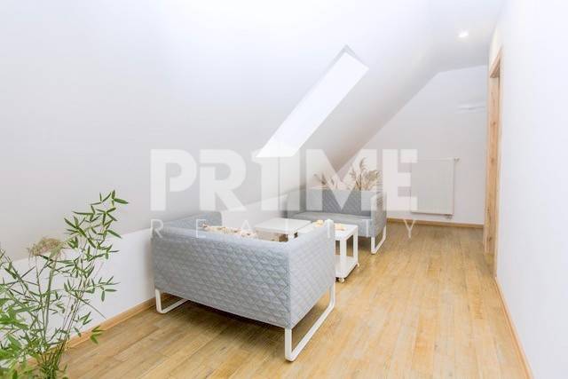 Pekný 2i byt, 2 X SAMOSTATNÁ IZBA, KLÍMA, PARKING, Račianska