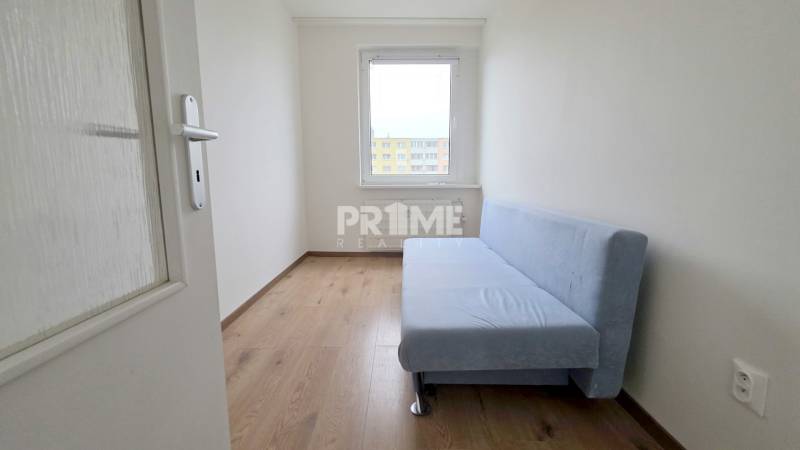 Pekný 3i byt, 3 X NEPRIECH.IZBA, 2 X LOGGIA, Osuského ulica, Petržalka