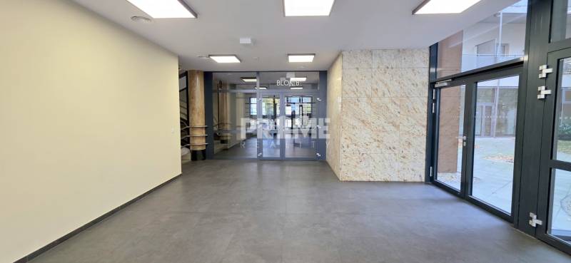 EXKLUZÍVNE, MODERNÝ 2i byt, 2 X BALKÓN, PARKING, KLÍMA,Bezručova ulica