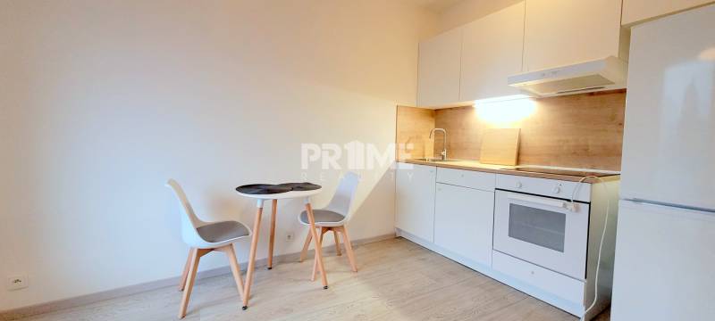 Pekná GARSÓNKA, NOVOSTAVBA ČEREŠNE, BALKÓN, ulica Polianky