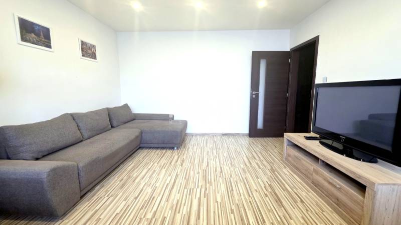 MODERNÝ 2i byt, REKONŠTRUKCIA, KLÍMA, MOZARTOVA ulica, Horský park