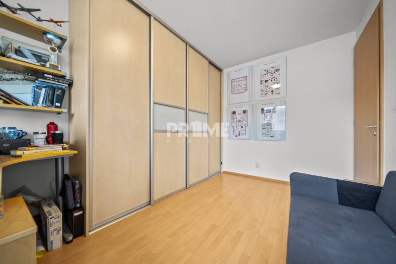 MODERNÝ 4i RD, TERASA, ZÁHRADA, TERASA, GARÁŽ, Čakanková ulica,Vrakuňa