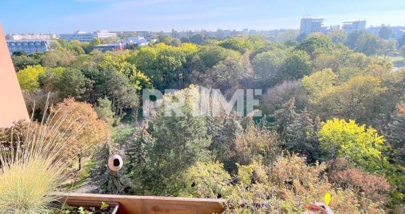 MODERNÝ 2i byt, REKONŠTRUKCIA, BALKÓN, LOGGIA, Komárnická ulica