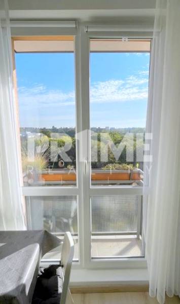 MODERNÝ 2i byt, REKONŠTRUKCIA, BALKÓN, LOGGIA, Komárnická ulica