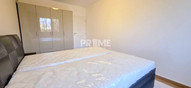 MODERNÝ 3i BYT, REKONŠTRUKCIA,LOGGIA,KLÍMA, Ševčenková ulica,Petržalka