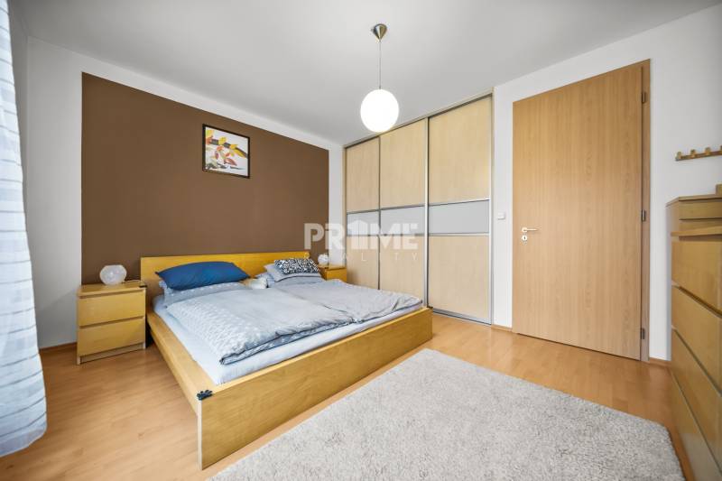 MODERNÝ 4i RD, TERASA, ZÁHRADA, TERASA, GARÁŽ, Čakanková ulica,Vrakuňa