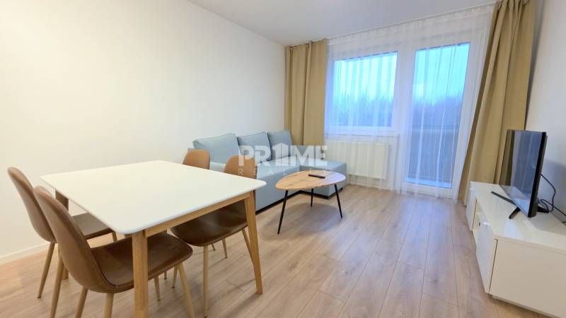 BÝVAJ PRVÝ V 2,5i byte, OVOC.SADY, BALKÓN,PARKING, Ivanska cesta