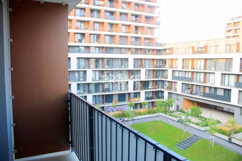 Pekná Garsónka, REKONŠTRUKCIA, BALKÓN, Zuzany Chalupovej, Petržalka