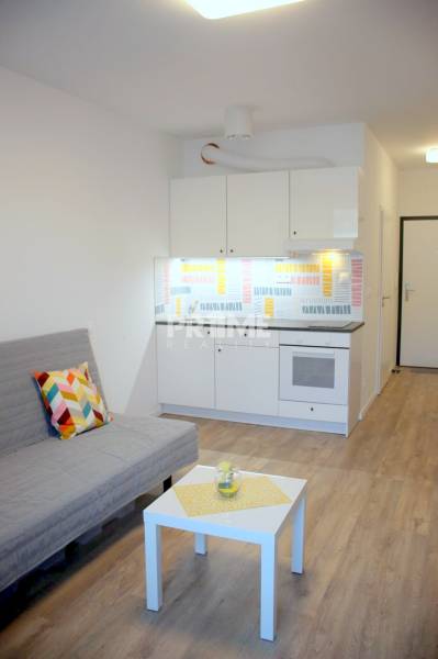 Pekná Garsónka, REKONŠTRUKCIA, BALKÓN, Zuzany Chalupovej, Petržalka