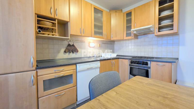 PEKNÝ 3i BYT, 3 X SAMOSTATNÁ IZBA, LOGGIA, Ševčenkova ulica, Petržalka