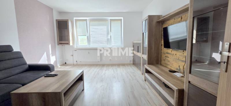 Pekný 3i byt,3 x NEPRIECHODNÁ IZBA, LOGGIA,Turnianska ulica, Petržalka