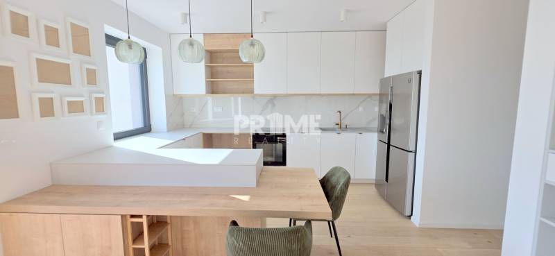 LUXUSNÝ 3i byt,PARKING,CHLADENIE,TERASA,Grand Koliba, Frankovská ulica